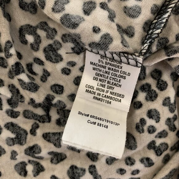 Kim Rogers Animal Print V-Neck Tunic - Picture 4 of 4